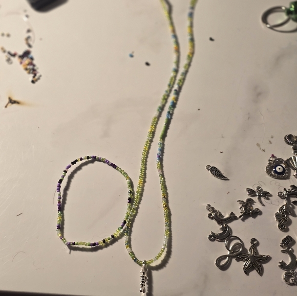 Custom-made glass bead necklaces and braclets - Picture 2 of 4